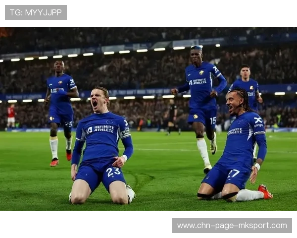 切尔西通过连续倒脚撕开空间，帕尔默搓射被干扰